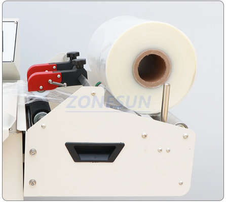 Roll film holder details