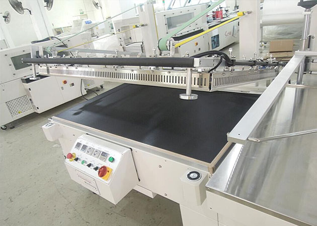 Primitive Semi-auto L bar Shrink Sealer for Essential Needs