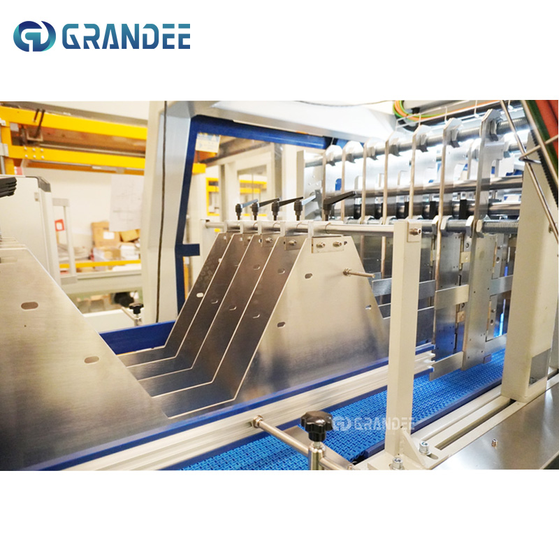 High Speed Energy Saving Heat Shrink Wrapping Machine for Beverage Water Bottle 20 Packages Min