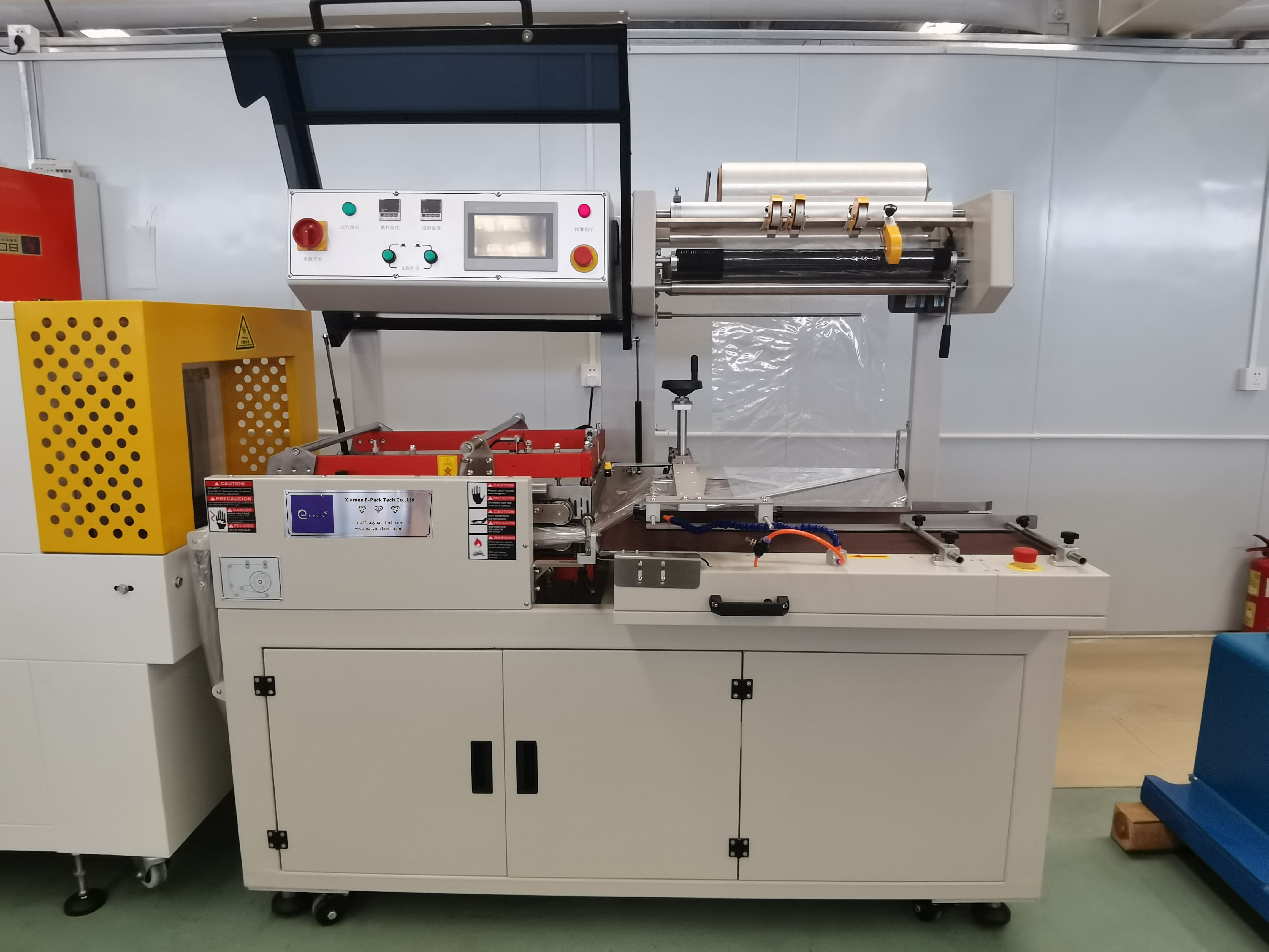 Electric Automatic POF Film Shrink Wrapping Machine L Bar Sealing Heat Tunnel for Cans 30 Pcs/min Beverage Chemical Packaging