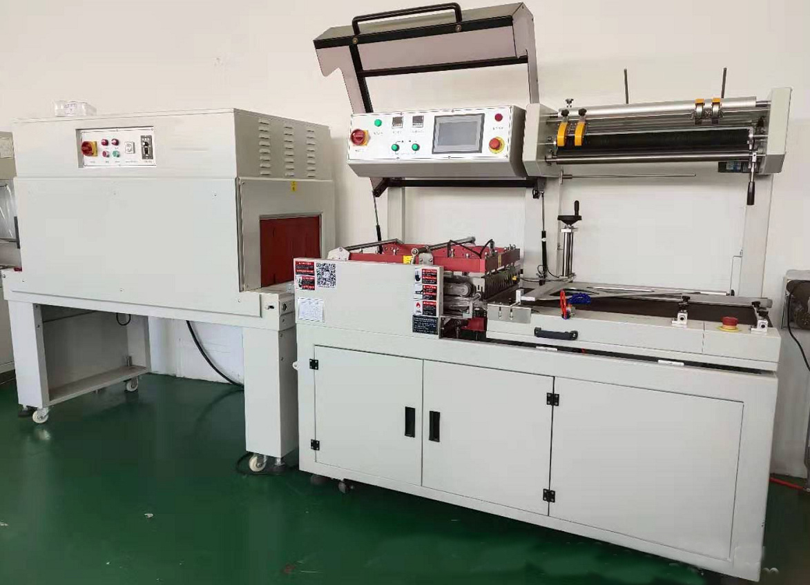 L-Type Vertical Sealing and Cutting Machine Full Automatic Shrink Furnace Packing Machine