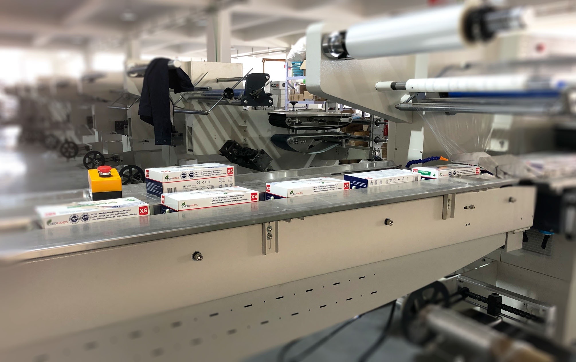 Automatic Continuous Motion Shrink Wrapping Machine RS-590 POF Film Flow Shrink Wrap,Sealing Wrapper