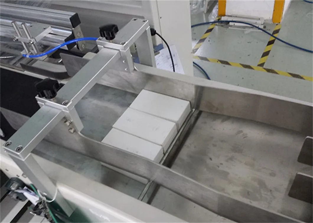 Flight bar conveyor
