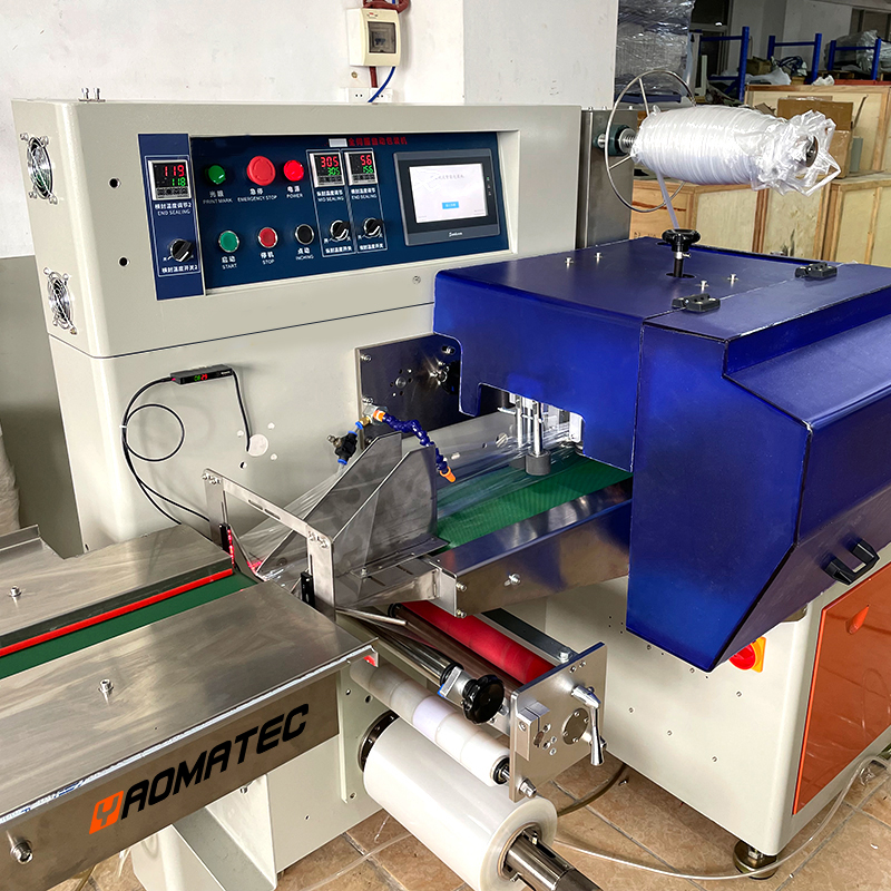 Yaomatec Heat Shrink Film Pillow Packing Machine Horizontal Flow Wrapper with Shrink Function for Bottles Cans Cartons