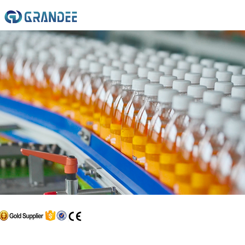 Carbonated drink filling machine