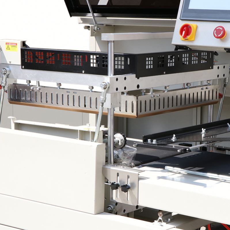 Fully Automatic Vertical Heat Shrink Film Machine Cosmetic Box POF Film Heat Shrink Machine