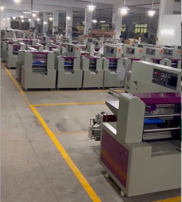 Pillow Packaging Machine Automatic Continuous Shrink Packaging Equipment Electric Wire Heating Shrink Film Shrink Packaging