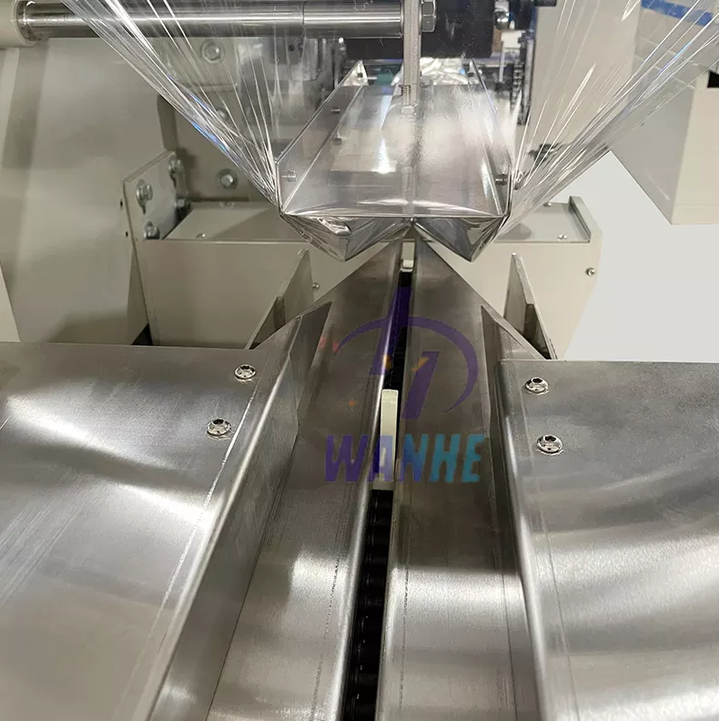 KDS-600 Automatic Heat Shrink Packaging Machine Flow Wrapper /pillow Horizontal Packaging Machine