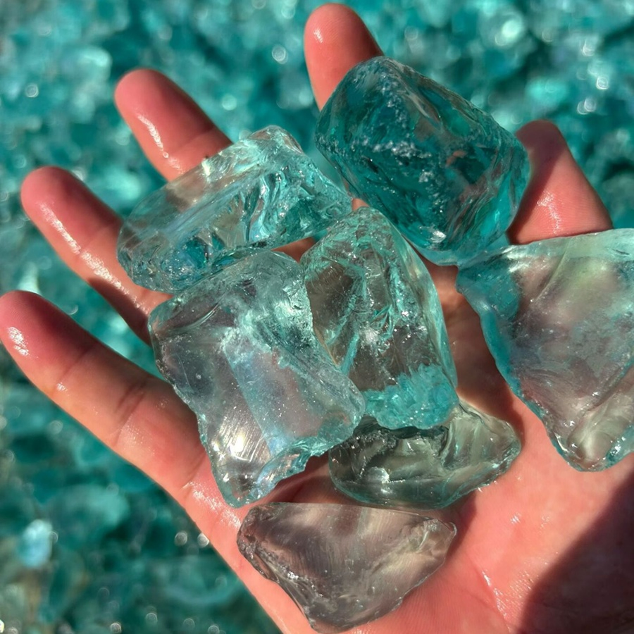 Turquoise Garden Decorative Slag Glass Rocks for Home Decoration