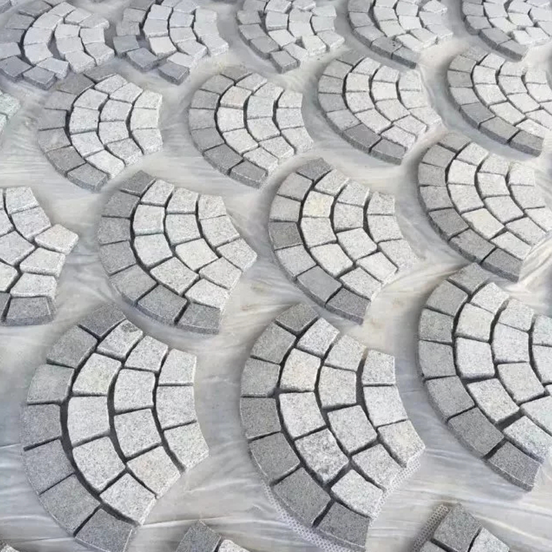 Natural Granite/Basalt/Slate/Bluestone Fan Shape Stone Paving for Garden/Driveway/Parking Tiles/Outside Pavement/Kerbstone/Cobblestone