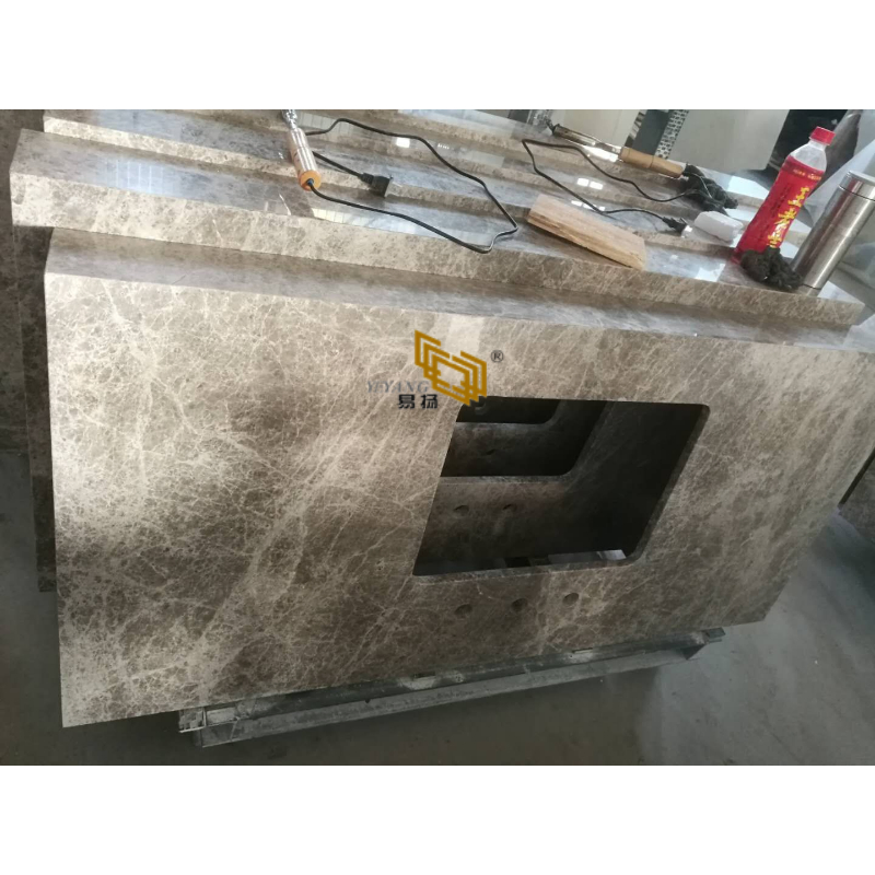 Prefabricated Calacatta Quartz/Marble/Granite/Travertine/Stone Countertops for Kitchen Project/Construction/Building/Home Decoration