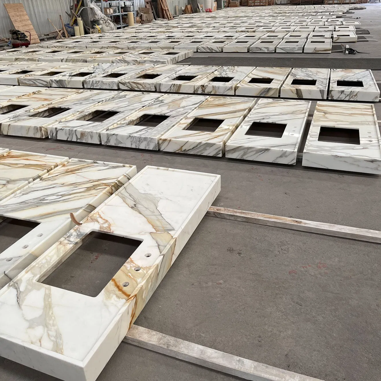 Natural Marble Calacatta Design Bathroom Vanity Basins Cabinet Basin Bathroom Sink Vanity Top