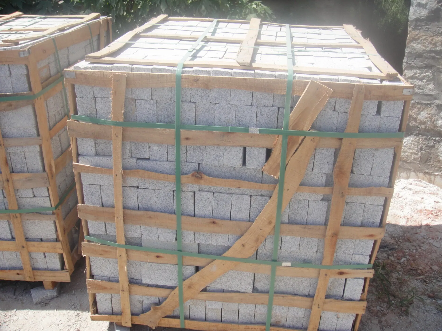 White Grey Paving Stone Tumbled Granite Flooring/Tile/Cube/Brick Paver Cobblestones Outdoor