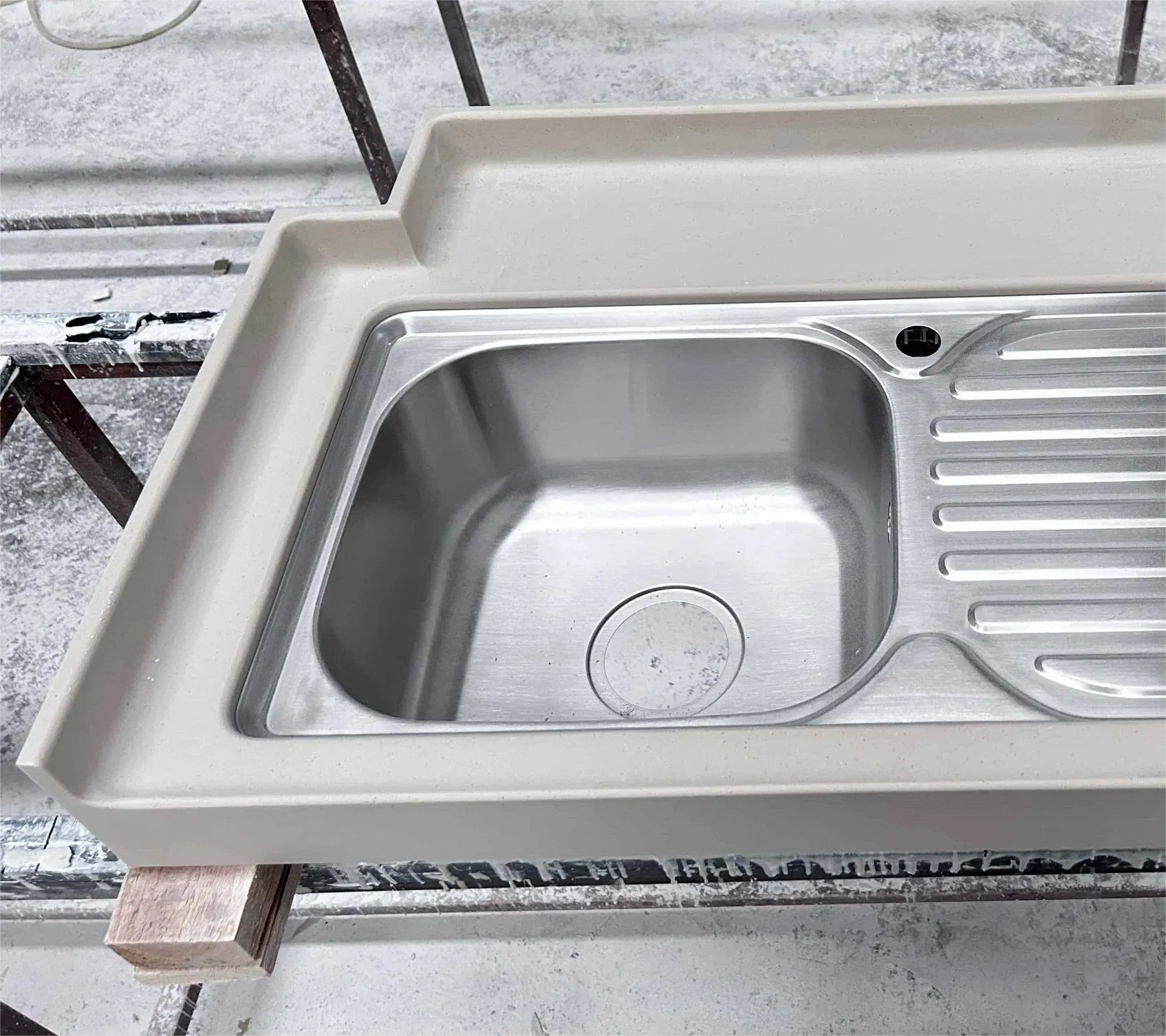 OEM Factory Modern Marble Outdoor Kitchen Barbecue Island Worktop Popular Design Cabinet Courtyard Granite Stone Washbasin Countertop