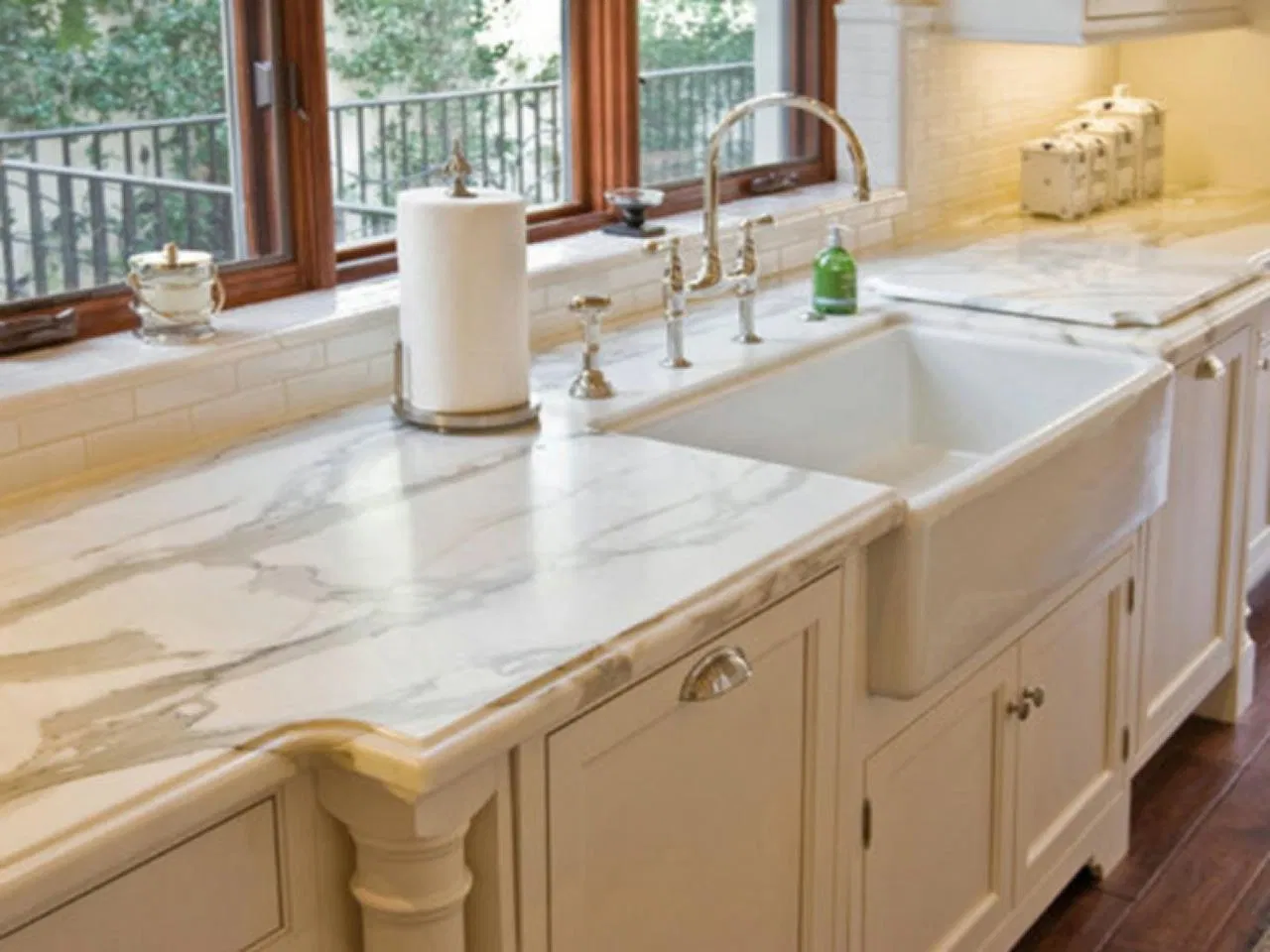 Imported Calacatta Gold Kitchen Countertops