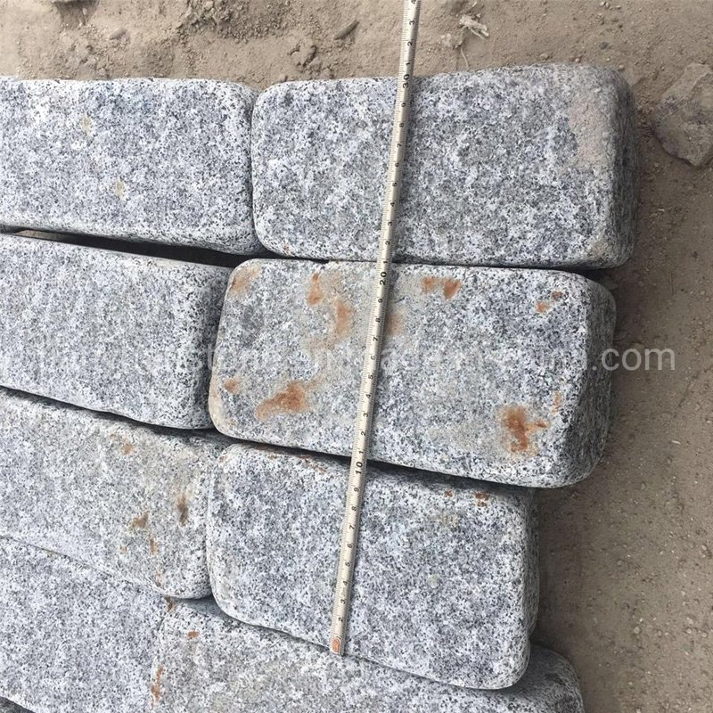 Tumbled Stone Light Grey G603/G654 Dark Grey Granite Cobblestone for Road Pavement