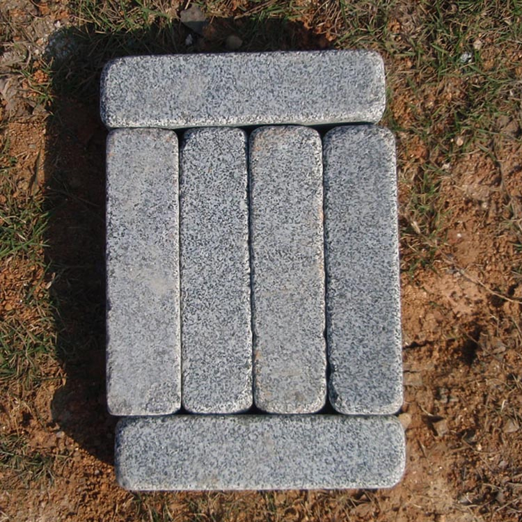 Anti-Slip Flamed and Natural Split Finish Black Basalt Cobblestone for Driveway and Walkway Pavement