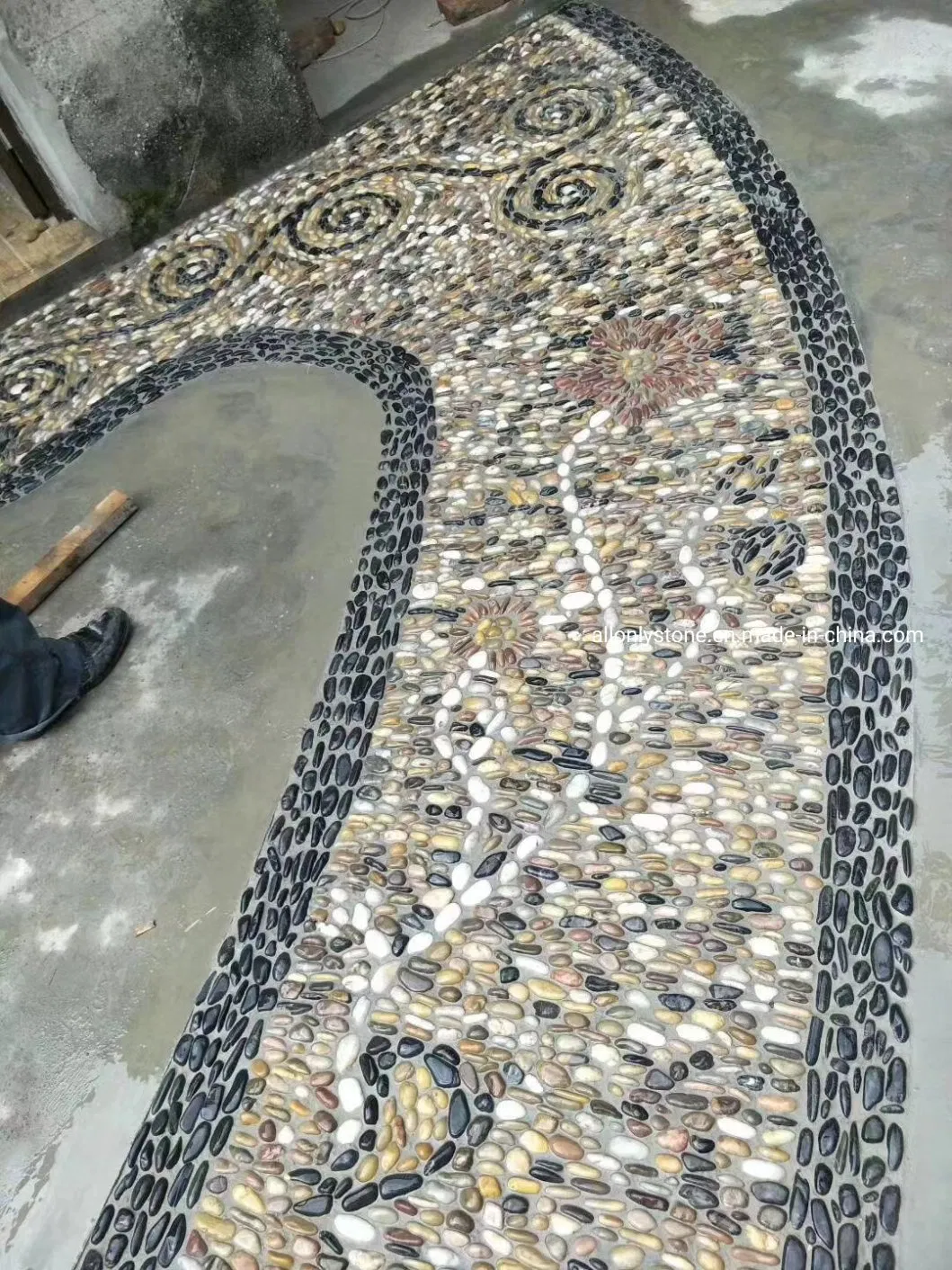 Mixed Pebble Mosaic Paver Patio Designs for Garden and Outdoor Stepping Stone