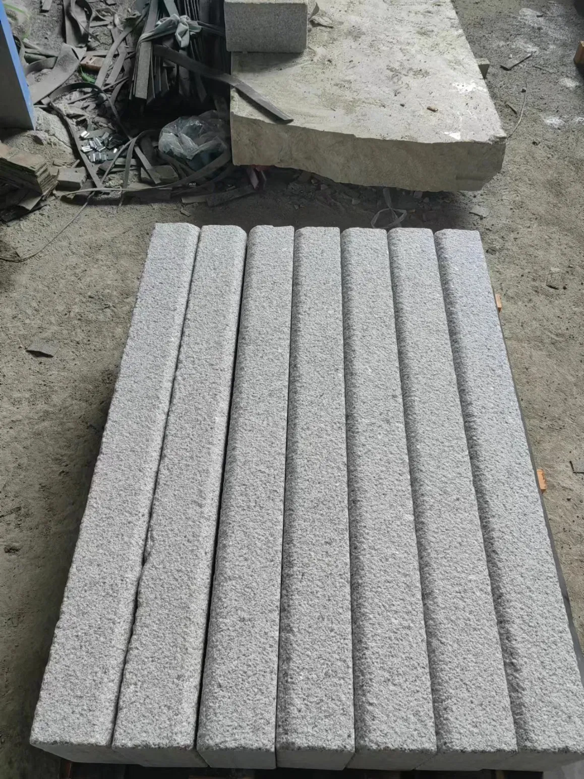 Cheap Grey /Black/White/Yellow/Granite Kerbstone/Curbstone/Kerbs for Garden / Landscape/ Paving/Road