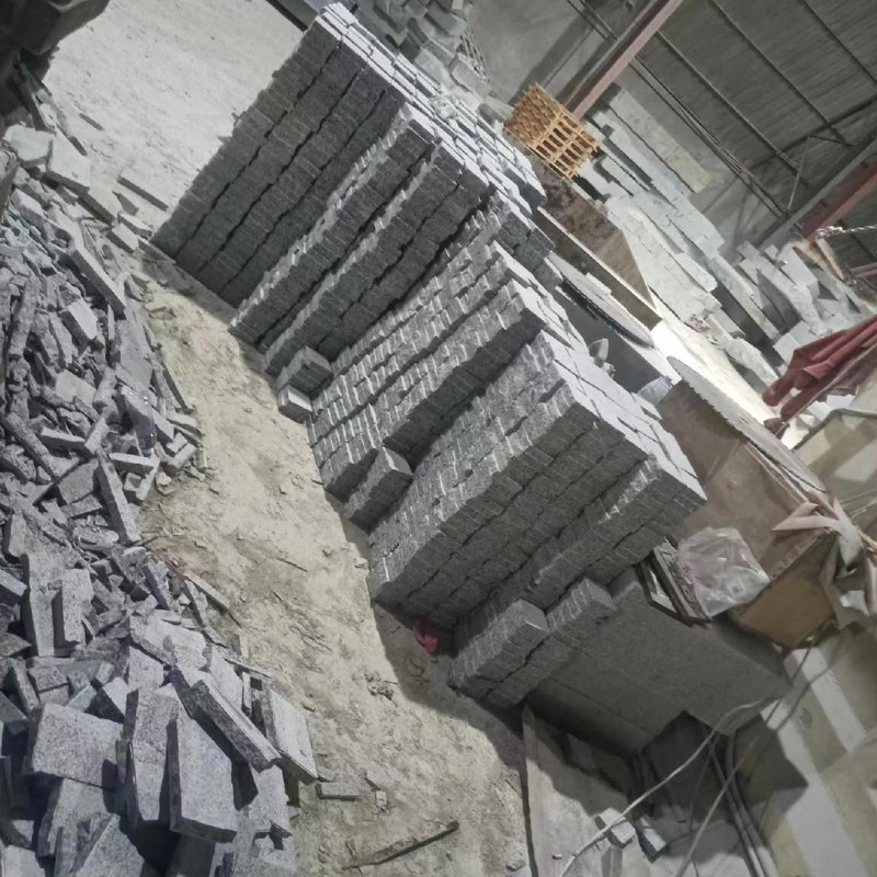 Grey Granite Natural Stone Driveway Paving Cobblestone Mesh