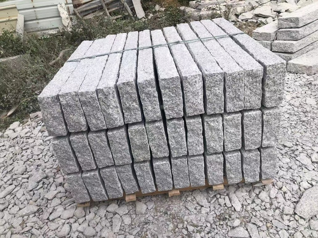 Cheap Grey /Black/White/Yellow/Granite Kerbstone/Curbstone/Kerbs for Garden / Landscape/ Paving/Road