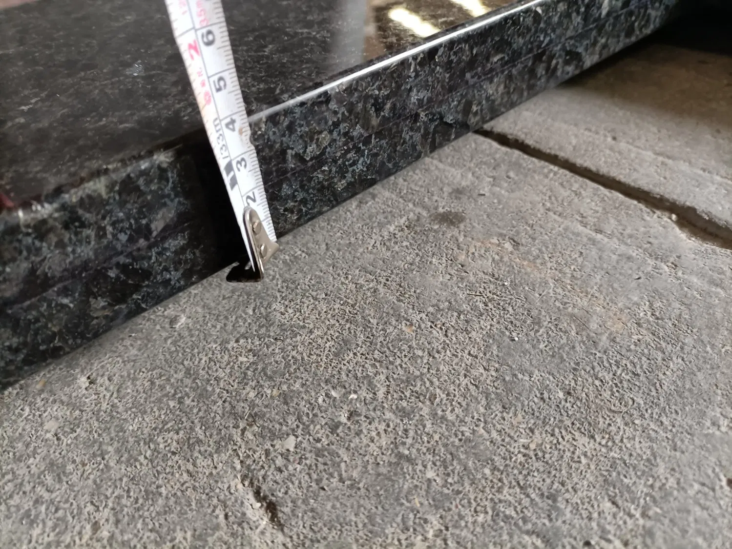 Prefabricated Stone Countertop and Tile India Black Pearl Granite Kitchen