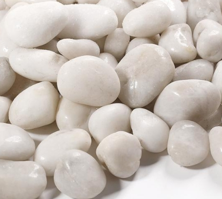 Highly Polished River White Pebble Stones From Natural Rainflower Stones, Suitable for Garden Paving