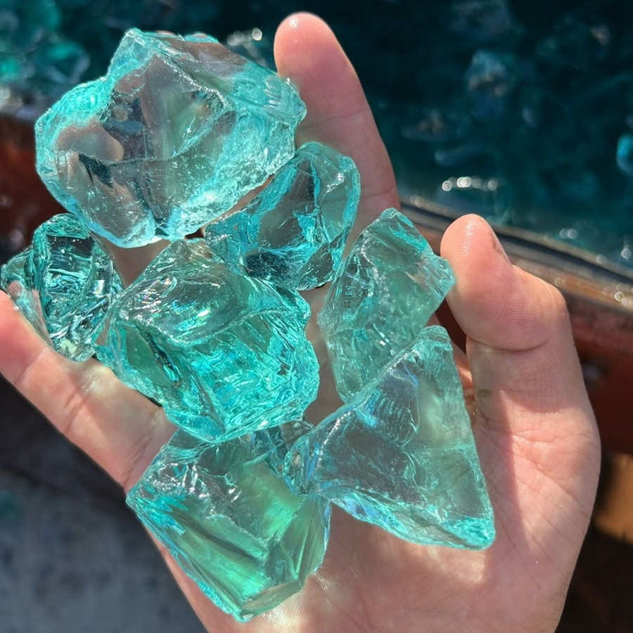 Large Slag Glass Rocks Blue Color Glass Stones for Home &amp; Garden Decoration
