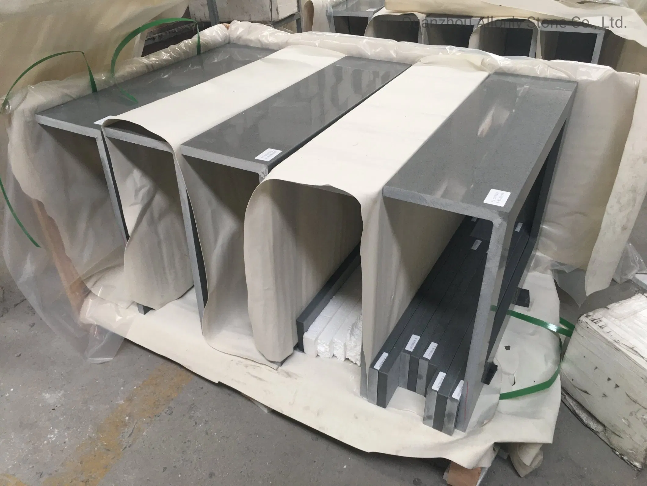 Prefabricated Countertop Grey Vein Quartz for Bathroom Quartz Vanity Top