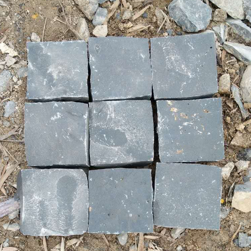 Split Flamed Sawn Surface Black Granite Paving Cubes Cobblestone