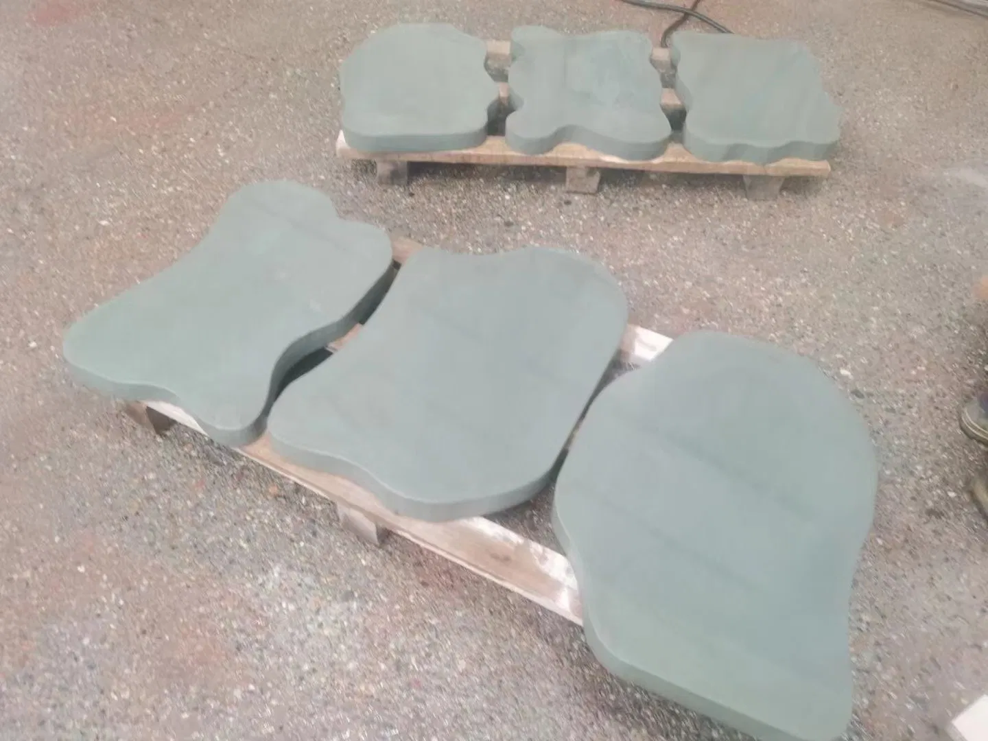 China Basalt Lavastone Bluestone Stepping Stone for Garden Pathway Design