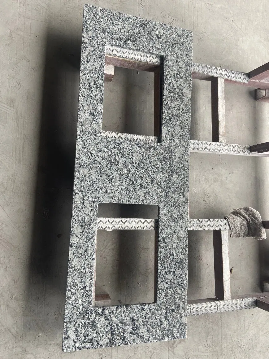 China Wave White Granite Prefabricated Countertop for Kitchen