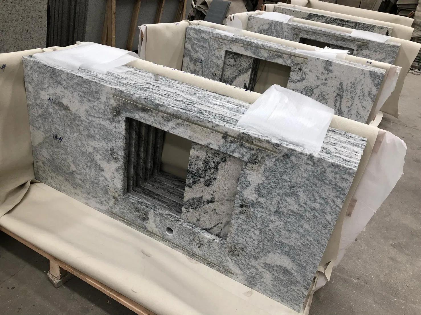 Popular China Juparana Granite Gray Stone Custom Countertop Vanity Top for Project