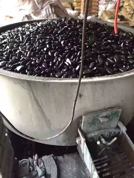 Black Tumbled Pebble Cobble Stone Landscaping Pebbles and Cobbles Stone for Garden Decoration and Landscape