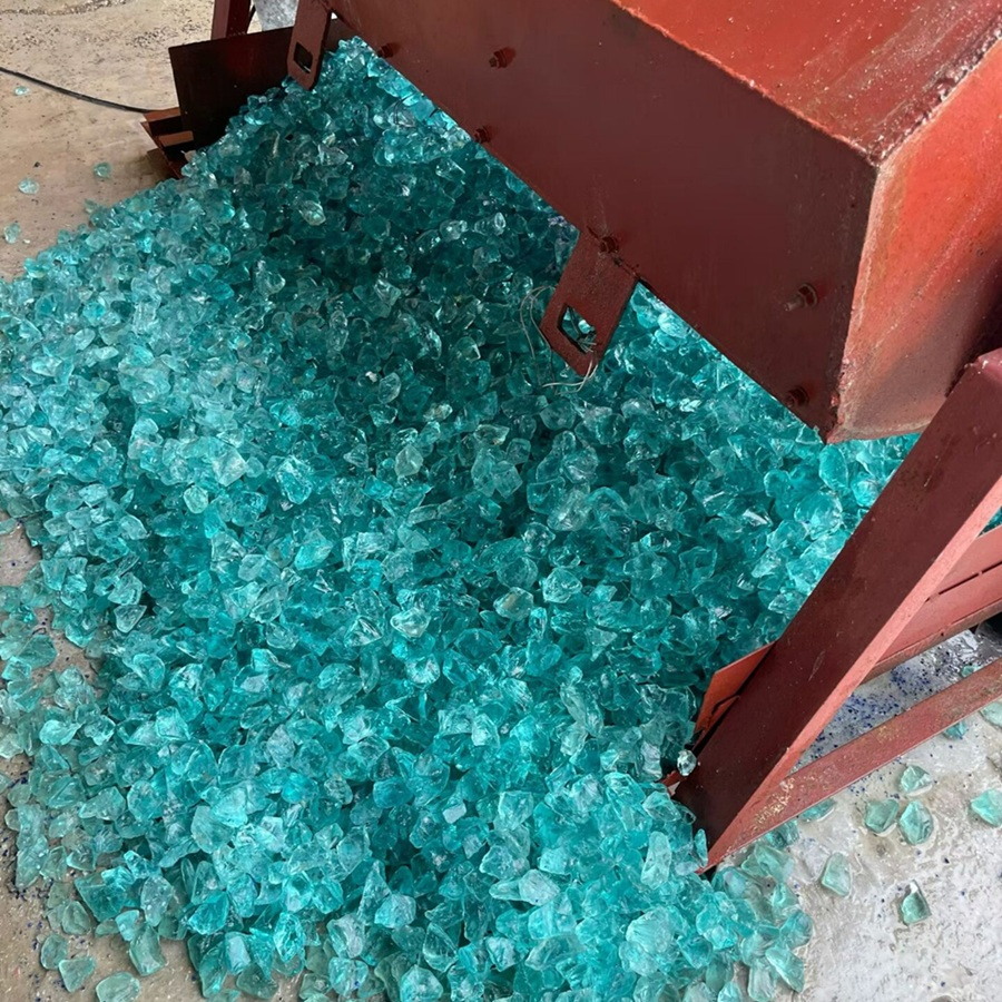 Turquoise Garden Decorative Slag Glass Rocks for Home Decoration