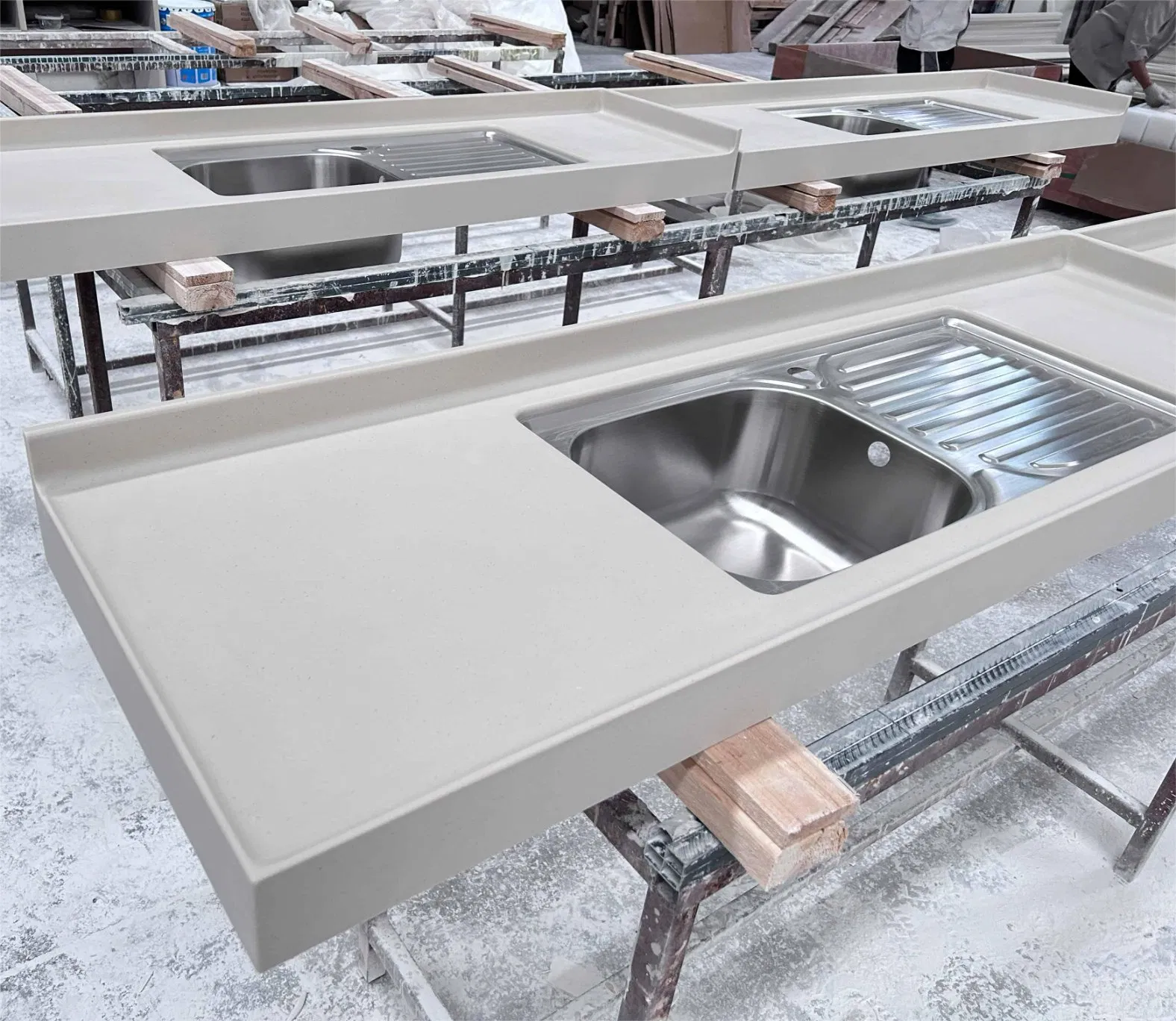 OEM Factory Custom-Made Prefab Cut-to-Size Quartz Marble Crystal Granite Solid Surface Stone Countertop Counter Top Kitchen Countertops for Commercial Projects