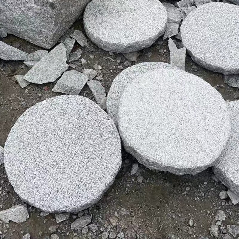 Handmade Bush Hammered Round Granite Stepping Stones for Gardens