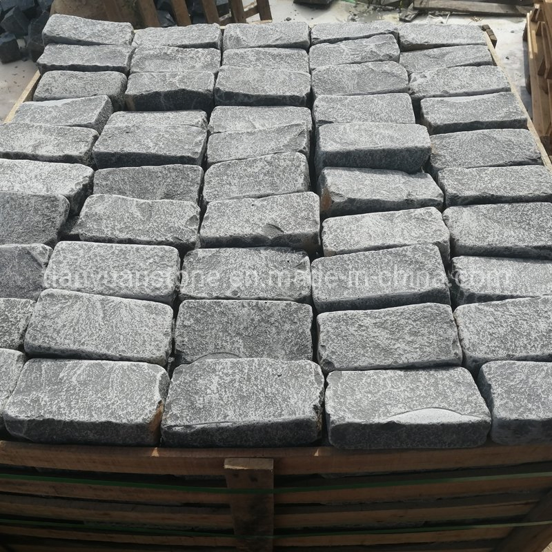 Design Natural Black Basalt Paving Cobblestone for Landscaping / Patio / Driveway