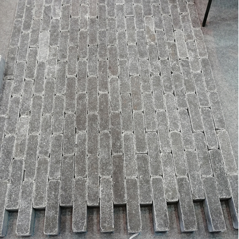 Bluestone Blue Limestone Cobblestone for Garden/Patio/Walkway Paving
