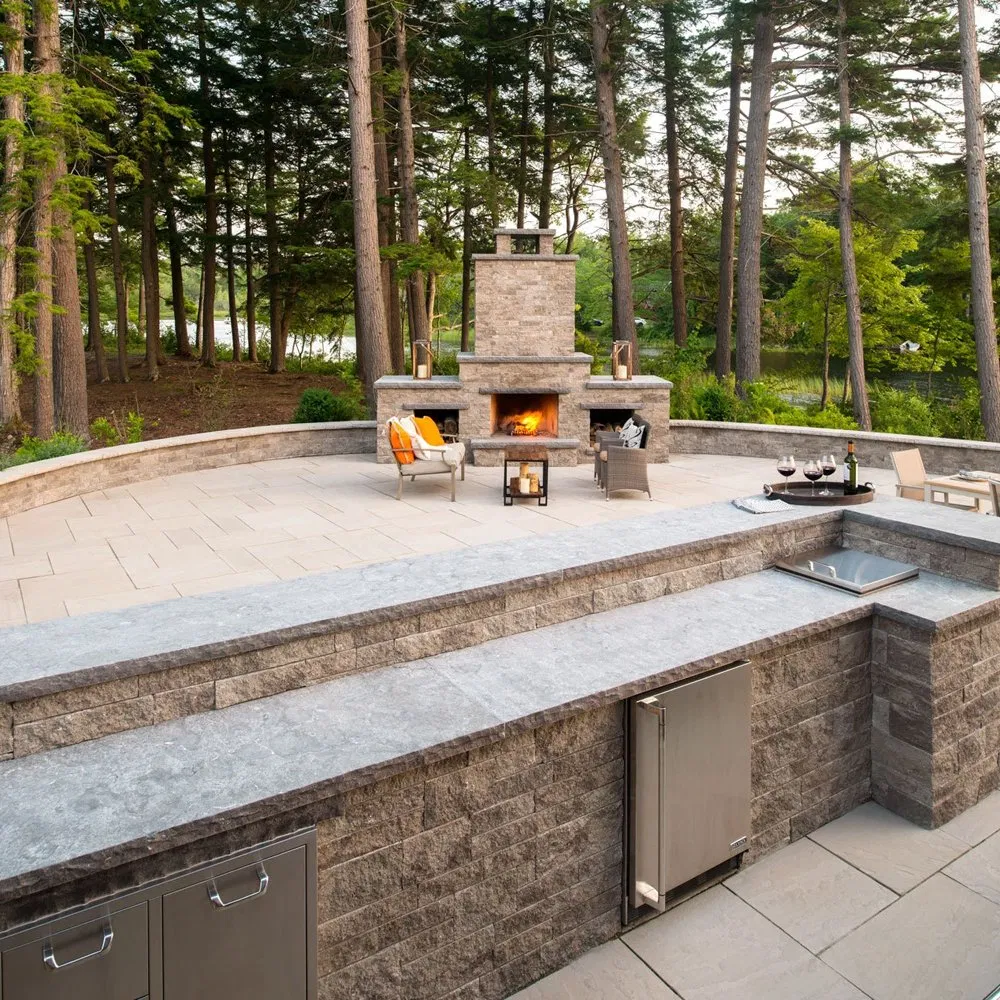 Factory Price 2700X1200 White Artificial Marble Countertops Polished Finish for Kitchen Bar Top Dining Living Outdoor Garden