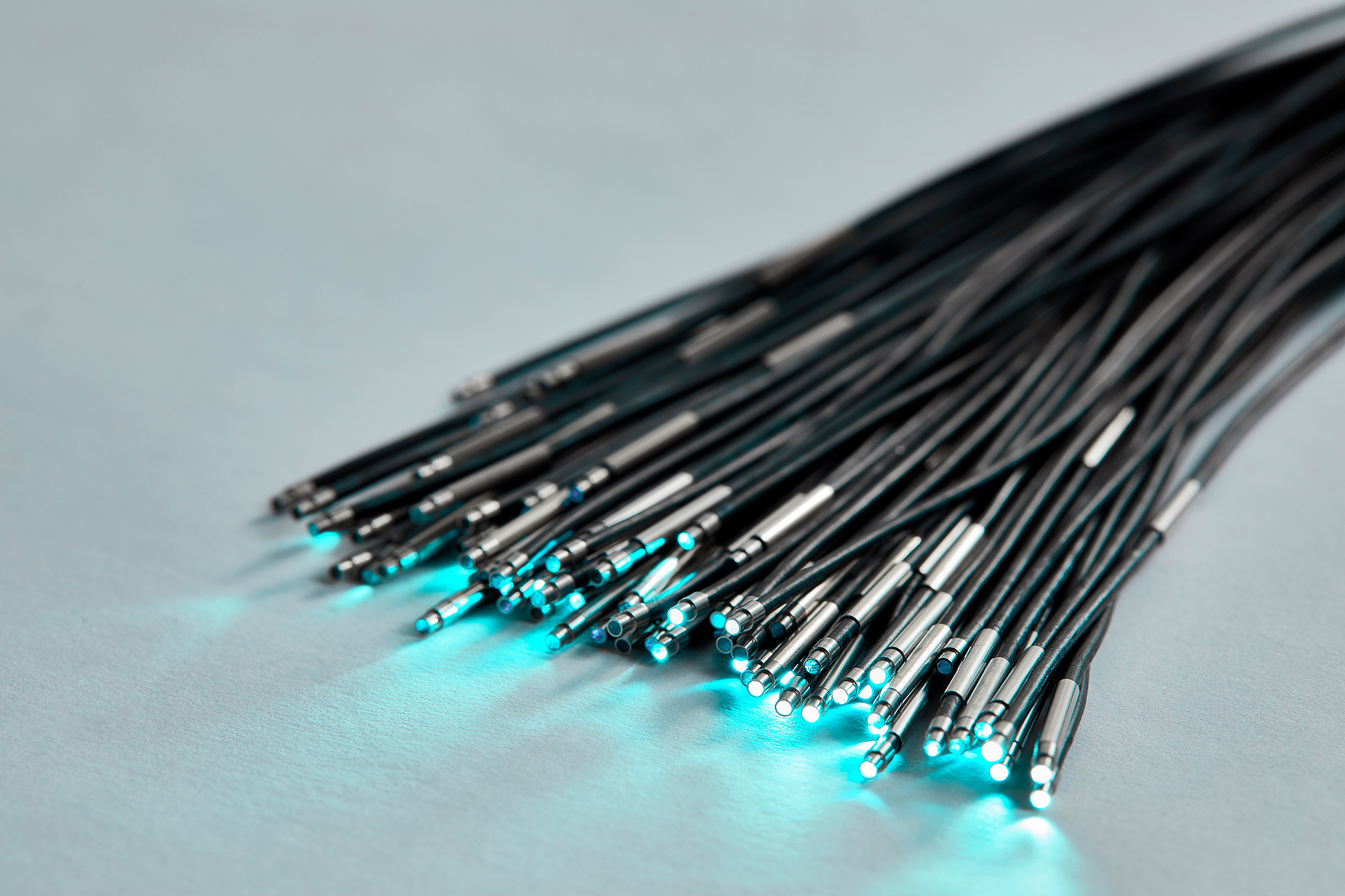 Factory Supply Quartz Fiber Optic Patch Cord Multi Mode St Specialty Optical Fiber for Ir Spectral Regions