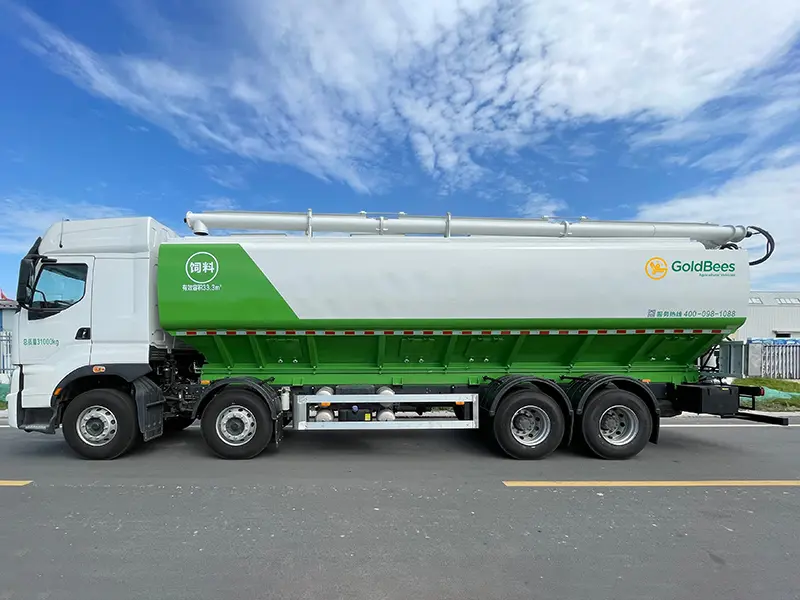 GoldBees ElectricHydraulic Auger Bulk Feed Transport Truck - Energy-Saving Performance