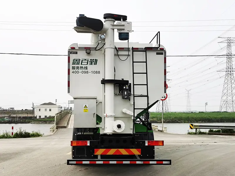 GoldBees ElectricHydraulic Auger Bulk Feed Transport Truck View 3