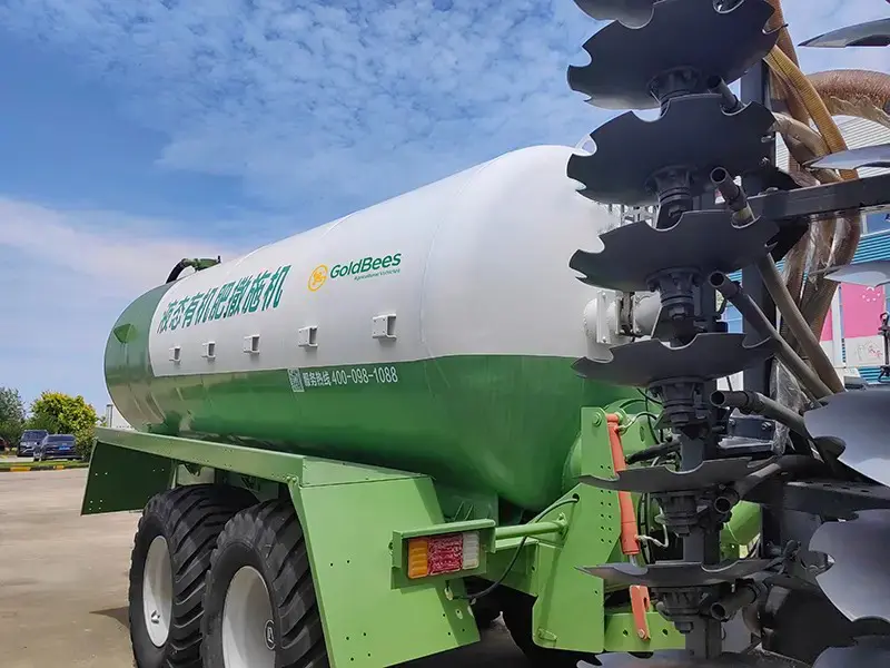 All-in-One: Trenching, Fertilizing & Soil-Covering