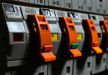 Copper stranded wire application in electrical switch systems