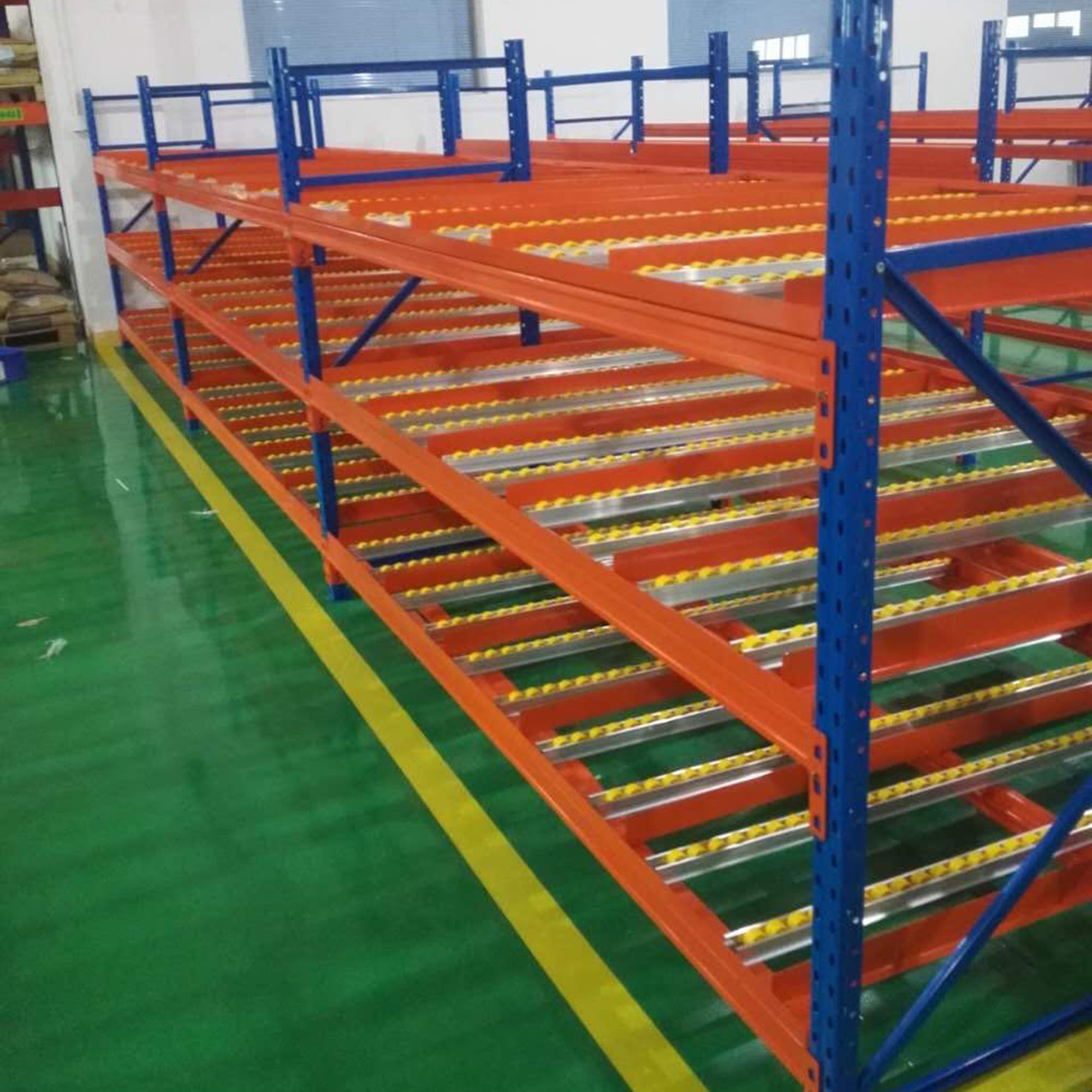 Mracking Customizable Steel Warehouse Storage Rack Cantilevered Carton Flow Corrosion Protection Feature on Sale