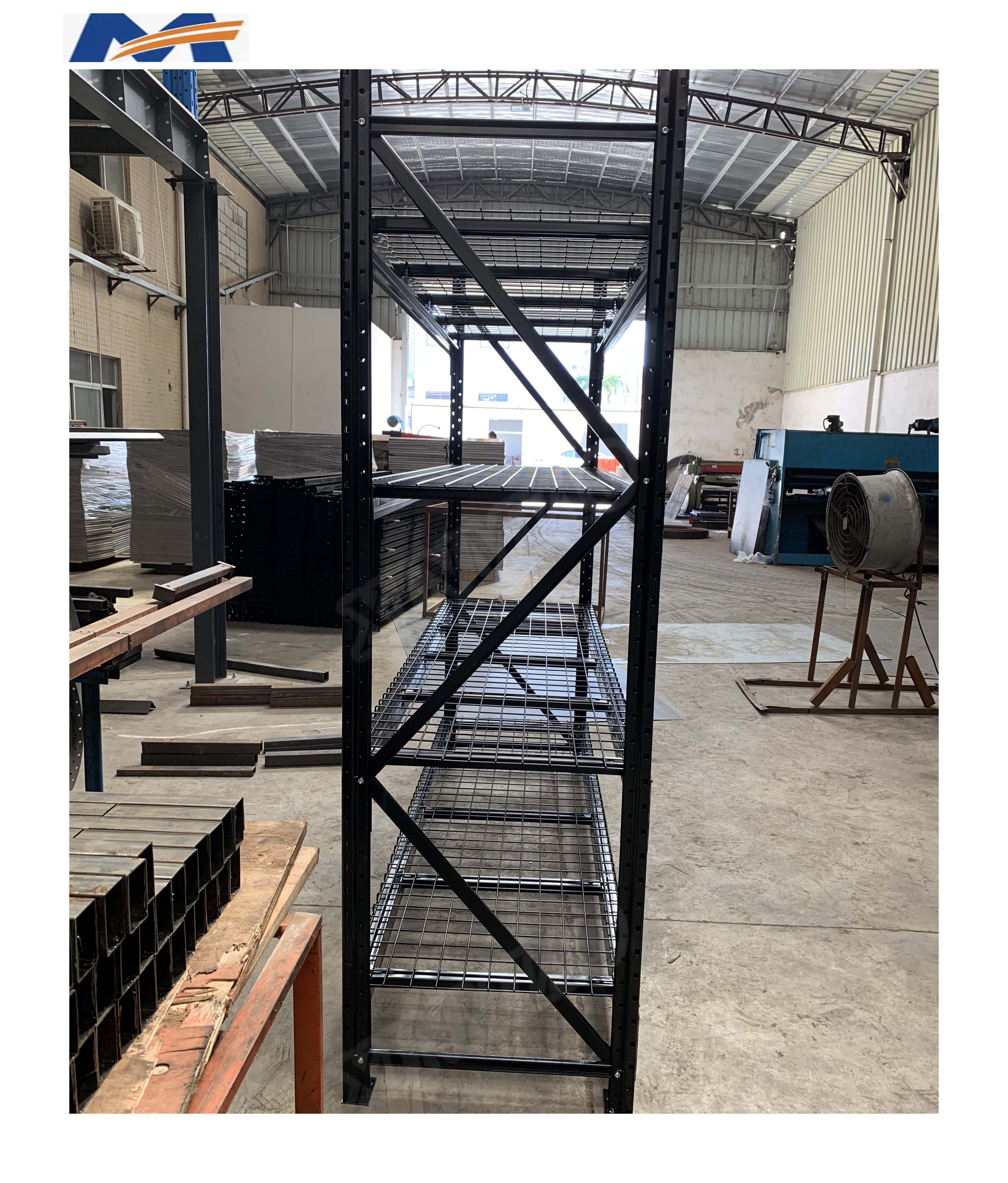 Mracking Manufacture Factory 500KG Per Layer Powder Coated Metal Medium Duty Warehouse Storage Rack Shelf With Wire Mesh Decking
