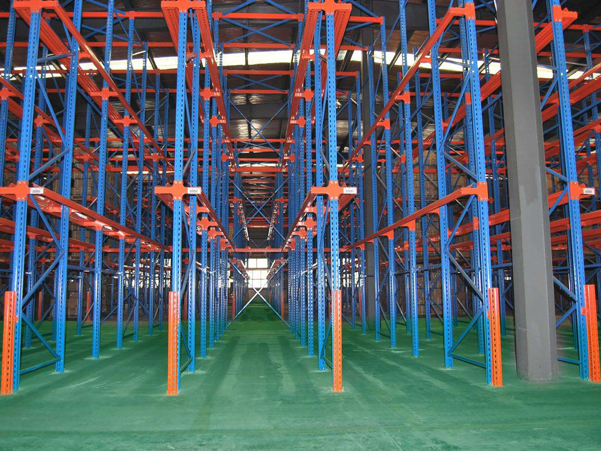 Mracking Customized Drive in Racking of Your Warehouse Drive in Racking System