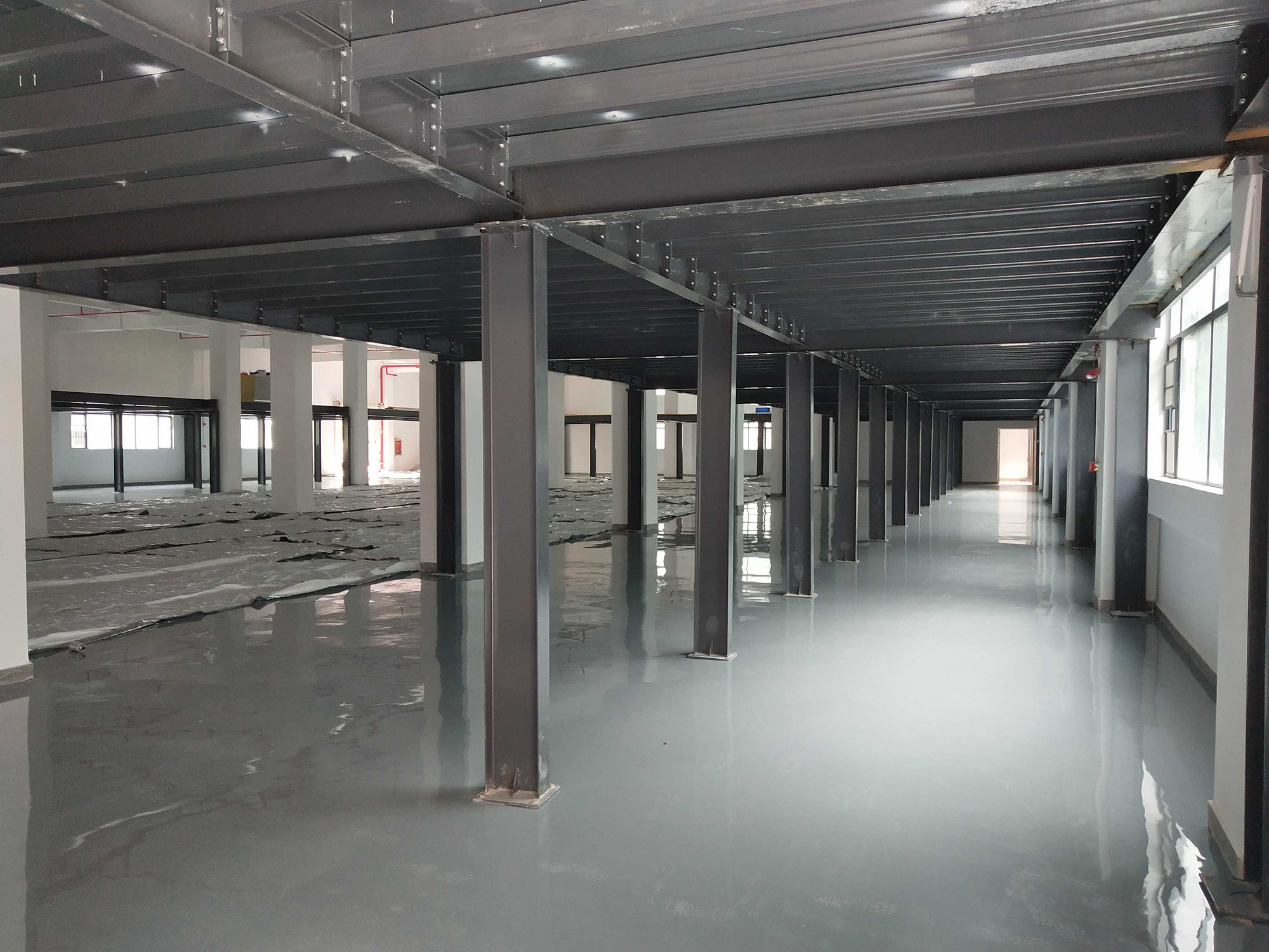 China Cheap Warehouse Steel Structure Mezzanine Floor Custom Certified Structural Steel Mezzanine System Manufacturer