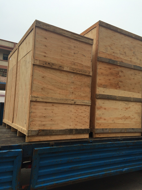 Wooden Case Packing